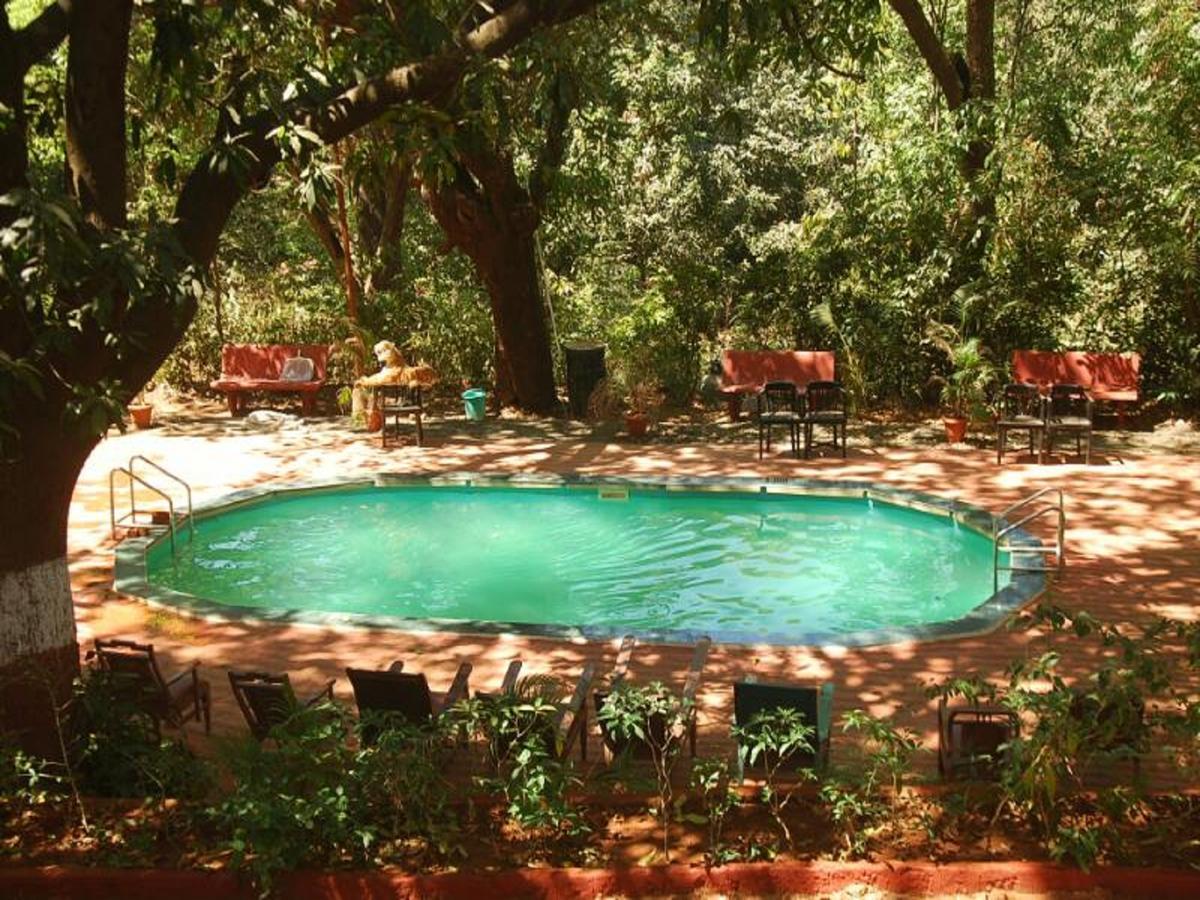 Cecil Hotel Matheran Exterior foto
