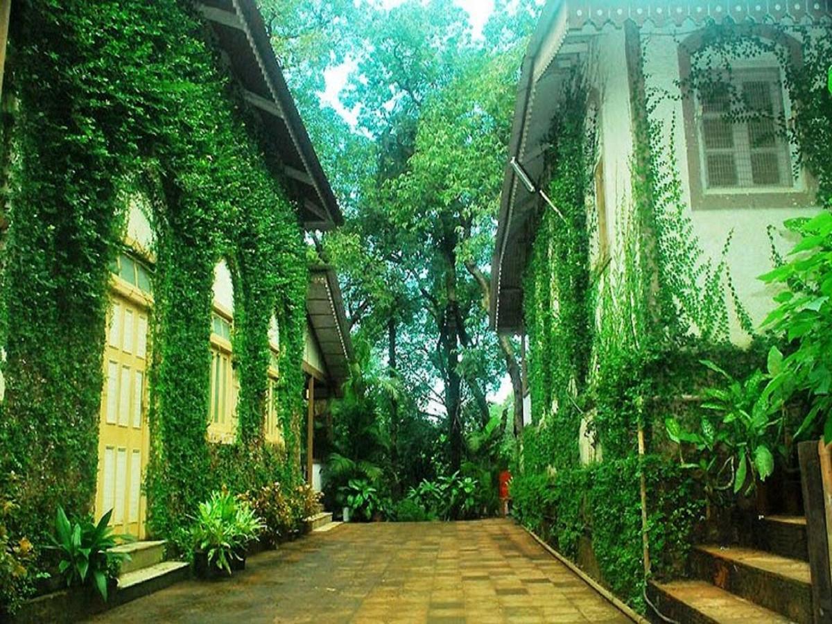 Cecil Hotel Matheran Exterior foto