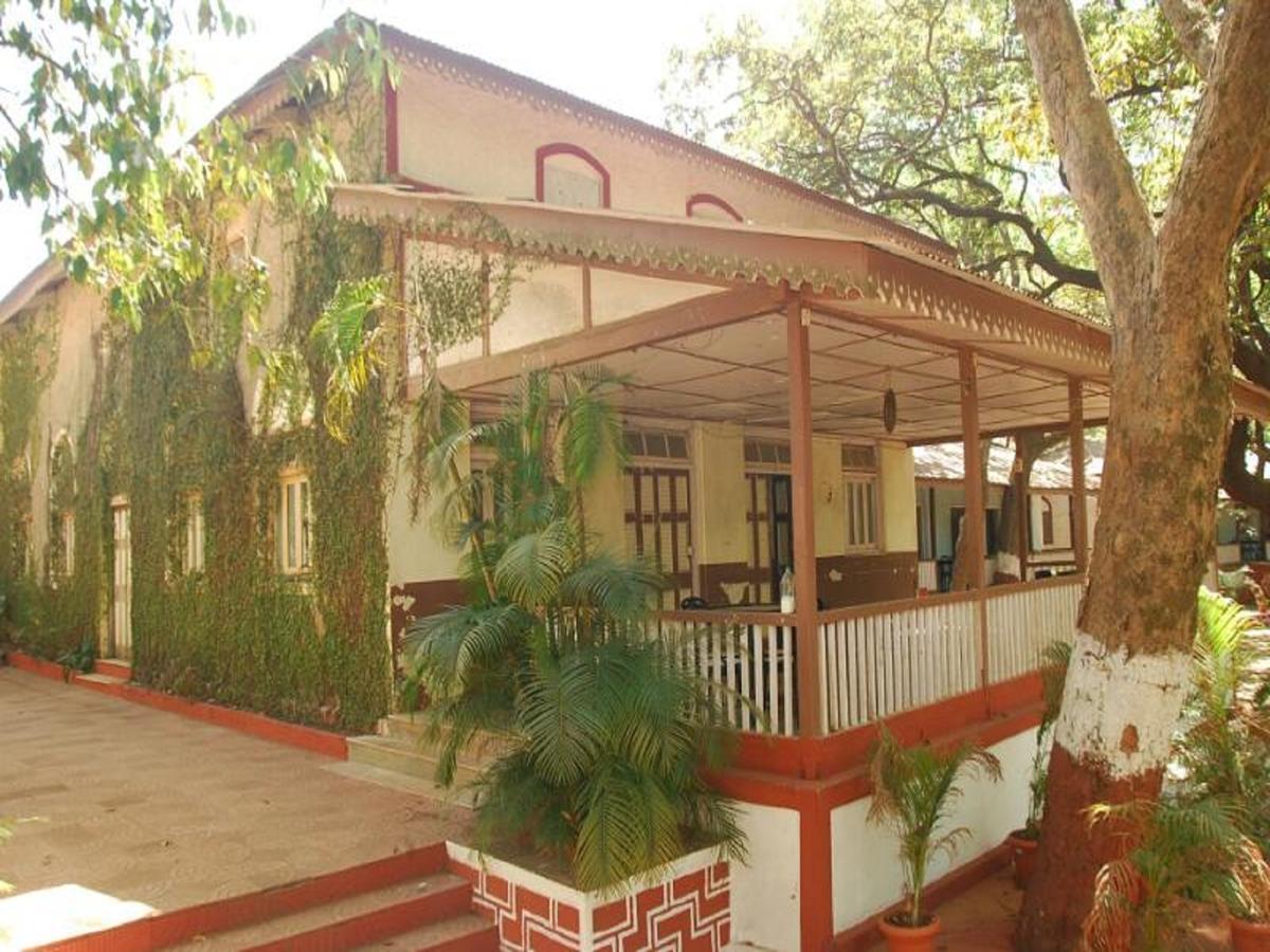 Cecil Hotel Matheran Exterior foto