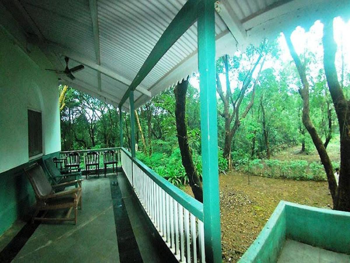 Cecil Hotel Matheran Exterior foto