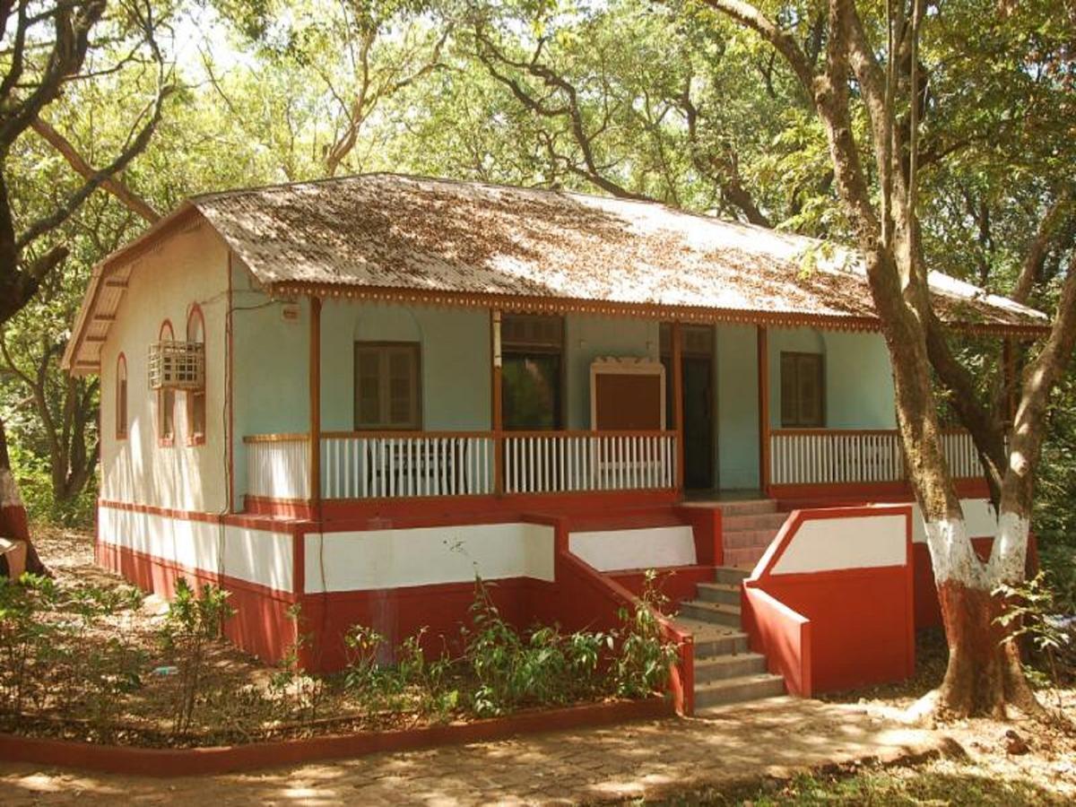 Cecil Hotel Matheran Exterior foto