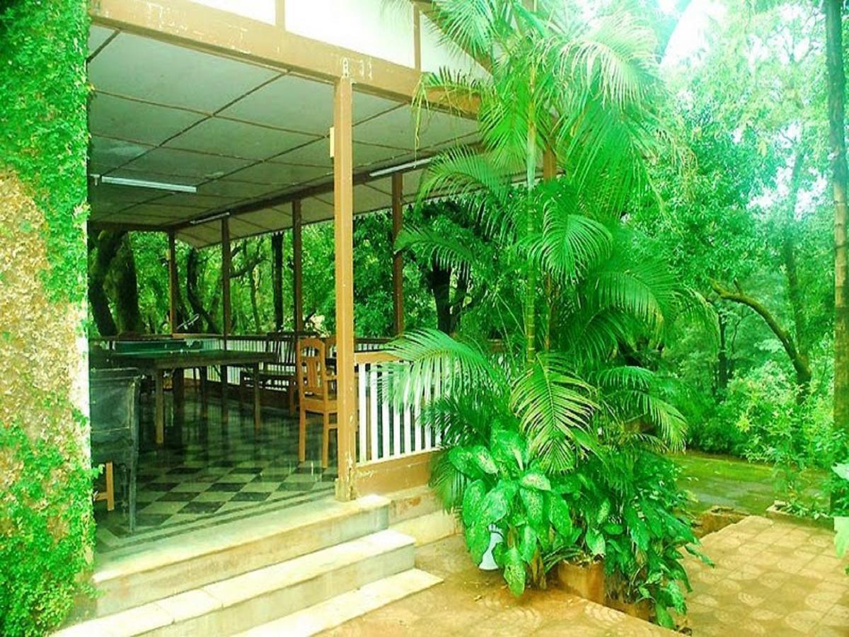 Cecil Hotel Matheran Exterior foto